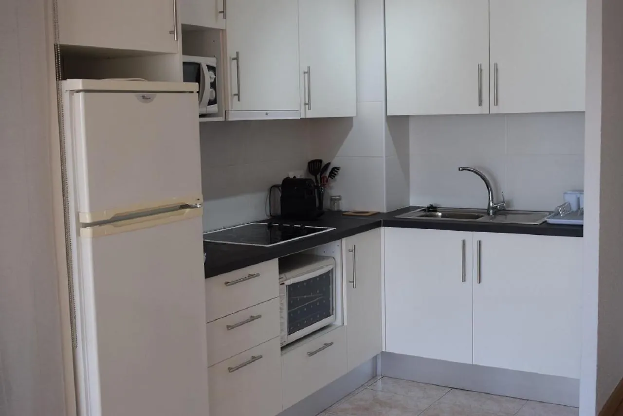 Amplio Estudio Con Vistas A La Marina Y Al Mar Ref 358 Empuriabrava Appartement
